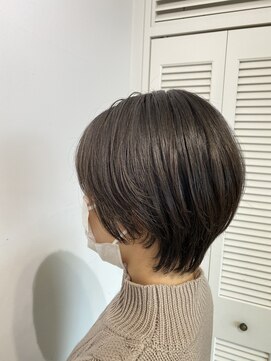 アドラーブル 万代店 (adorable) 【大人可愛い】メリハリくびれショート20代30代