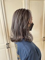 レイア(Leia)&nbsp;ハイライトグレージュ