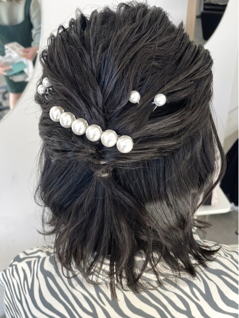 ボブハーフアップ 波ウェーブ 結婚式お呼ばれヘアアレンジ