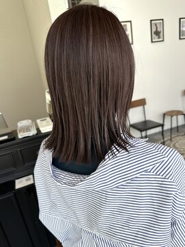 アットラップレーヴ(attrape-reve) 『attrapereve』グレージュ/外ハネ