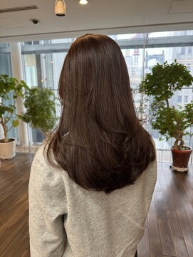 ザック ヴィ(ZACC  vie) レイヤーカット/セミロング/艶カラー/学割U24