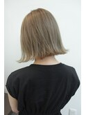 20代女性 ミルクティーベージュ