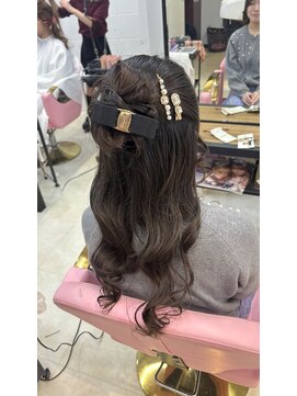 ミルクティー(Milk TEA) ふんわりカチモリハーフアップ♪