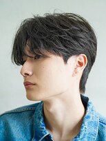 デプト(DEPT.)&nbsp;フェザーパーマセンターパートニュアンスパーマメンズパーマ眉毛