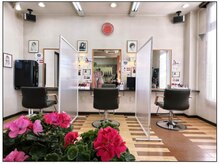トータルヘアサロンカマダの雰囲気（内観）