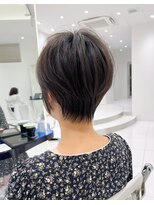 オーロ Costa西宮北口(ORO)&nbsp;大人可愛い20代30代40代小顔ひし形ショートボブ丸み前下がり