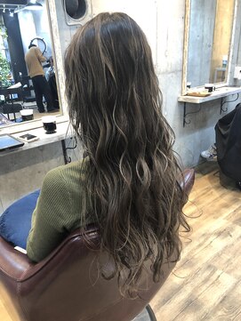 ロダット 横浜(LODAT by little) コントラストハイライト×フォギーベージュ【LODAT横浜】