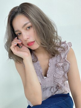 ルービック(Rubik's) 大人かわいいフェザーバング_透明感グレージュ