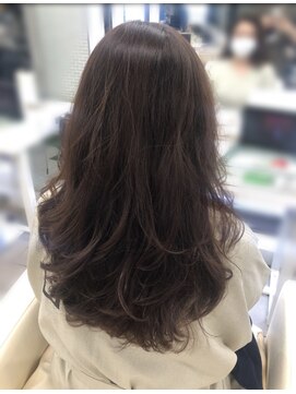 クレアトゥールウチノ(CREATEUR Uchino) 大人ツヤパーマ