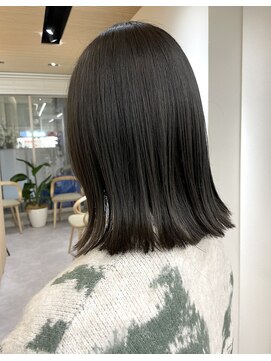 ロンドプロフィール 浦和(Lond profil) ブルーブラックカラー 切りっぱなしミディ