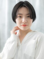 ドクターズサロン LAB 小山店 センターパートアッシュブラックショートボブj小山20代30代40代