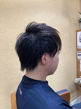 オッジ ヘアー ジャッロ(Oggi Hair giallo) 束感ショート　3月