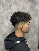 スピン 本八幡(SPIN)&nbsp;スペインカール/スパイキーショート/ブルーブラック/本八幡