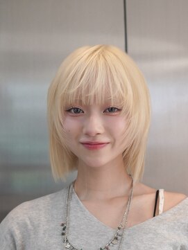 ジョエミバイアンアミ(joemi by Un ami) レイヤーボブ/ウルフボブ/ミニウルフ