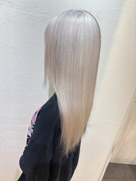 プライズ 所沢プロぺ通り店(prize) 20代透明感UP◎ホワイトカラー×艶髪レイヤーカット所沢