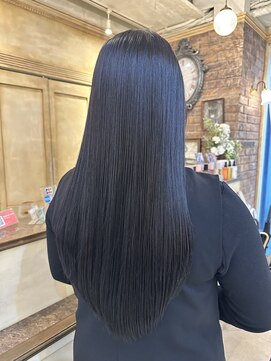 ロージアバイアルティナ(ROSIER by artina) 暗髪×ブルーグレージュ×ULTOWAトリートメント