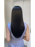 透明感あふれる艶黒髪の髪質改善カラー