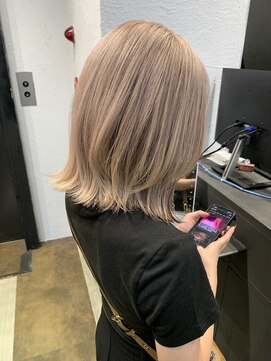 ジゼル 筑紫野(GiseL) グレーベージュカラー