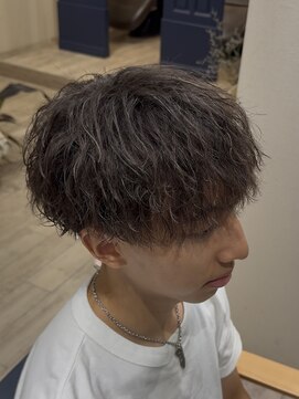 ハッシュタグネイビー 仙台駅前店(#NAVY) 仙台スパイラルスパイキーショートフェザーパーマシャドウパーマ