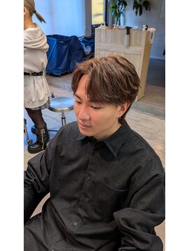 コワファーストナガサキシャンプーボーイ(COIFF1RST NAGASAKI SHAMPOO BOY) シャドウパーマ×アッシュブラウン