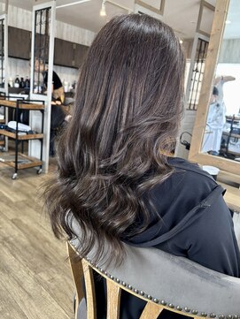 ヘブンリー(heavenly) グレージュバレイヤージュ/ハイライトアッシュシルバー