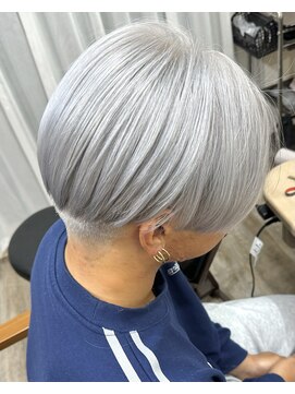 ラウラアンドロー(LAURA&RO) ダブルカラー/ケアブリーチ/インナーカラー/ベージュ【塚口】