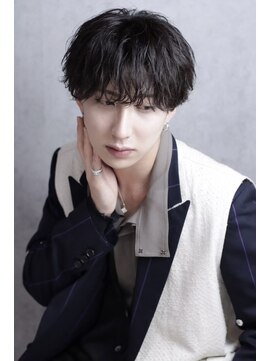 リップス 心斎橋(LIPPS) 縦落ちパーマ