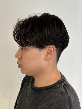 ニアウ 伊勢崎連取店(Niau) MEN’S HAIR/サーフカール/刈り上げセンターパート/伊勢崎