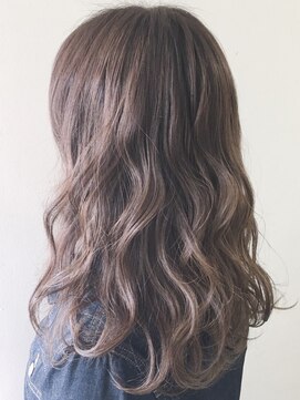 ラックスビー オオサカ  梅田茶屋町店(LUXBE OSAKA) くびれミディ×モーブカラー by AKI【LUXBE 大阪梅田茶屋町店】