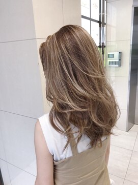 ジゼル(gisele) サーフハイライト