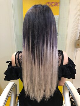 デュオヘアー エクステンションズ 新宿 シルバー☆彡ツートンカラースタイル☆★☆