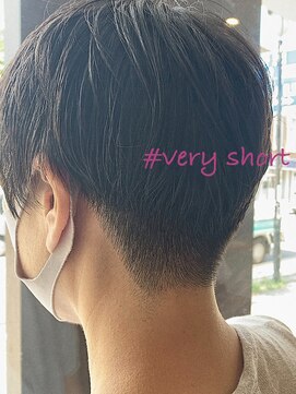 おとなのベリーショート 30代 40代 50代 山崎香菜子 L ルカ Luca のヘアカタログ ホットペッパービューティー