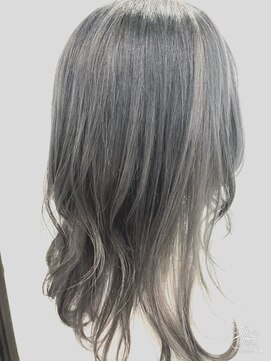 トムキャット(TOM CAT) 【新宿・TOMCAT】ホワイトグレー