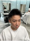 スーツ短髪ツーブロック束感モテる黒髪シークレットパーマ流行