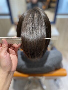 シャルマン 六町(CHARMANT) 大人かわいい6カ月保てるオイルストレート小顔美髪グレージュ