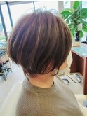 ショートボブ