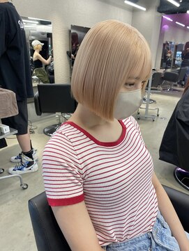 ペレ 栄店(PELE) ウルフ/マチルダボブ/ピンクベージュ/インナーグレージュ/栄