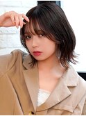 クールグレージュ×くびれショートボブ