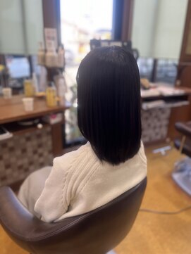 ヘア ショップキャリー ミディアムヘアの艶髪矯正