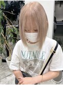 ホワイトベージュ_ハイトーン_ケアブリーチ_切りっぱなし