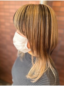 レヴェヘア rever hair レイヤーウルフ