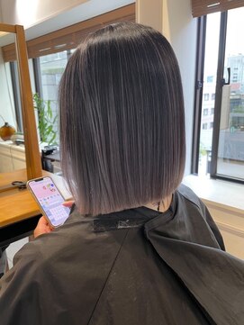 マスカリ(muscali) グレージュバレイヤージュメルティカラー/似合わせカット/表参道