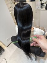 エミュスト(Emuest) 暗髪×ツヤ感 ブルーブラック