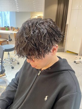 キャンバス バイ ネオリーブ 横浜西口(Canvas by neo.) メンズパーマ ツイストスパイラル マッシュ 横浜