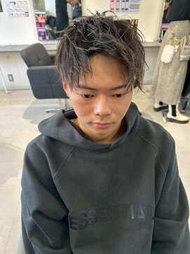 メンズサロン キング 枚方店(Men’s salon K!ng) メンズカット/ブリーチ/ニュアンスパーマ/メンズハイライト/眉毛