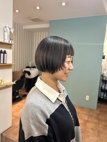 サイン ハニー(Sign honey)&nbsp;【SIGN】前上がりレイヤーミニボブ×アンブレラカラー