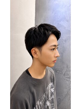 37.0°C-レスト(37.0°C-rest) 韓国風センターパートショート