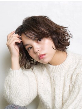 アピッシュ シェリ(apish cherie) ショートボブパーマ