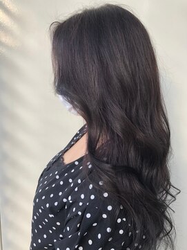 ジーナ 池袋(Zina) 【Zina 池袋】セシルカットフリンジウェーブ×フォギーベージュ