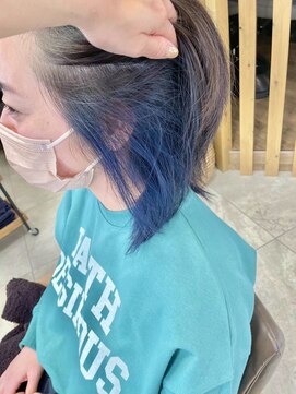 イーズヒュウ(ease HUE.) イヤリングカラー#インディゴブルー
